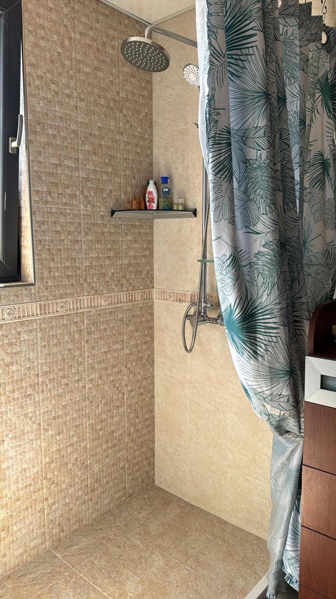 Downtown Central Apartment With Working Kitchen, City Views & Free Parking Kazanlŭk 외부 사진