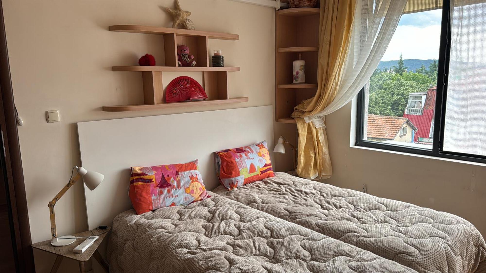 Downtown Central Apartment With Working Kitchen, City Views & Free Parking Kazanlŭk 외부 사진