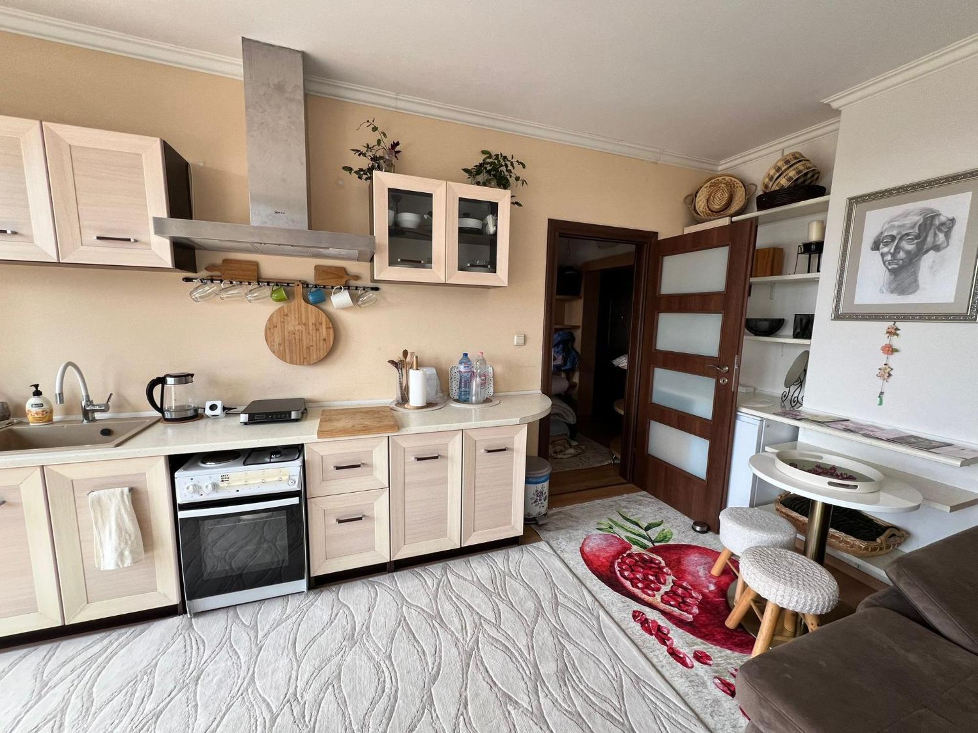 Downtown Central Apartment With Working Kitchen, City Views & Free Parking Kazanlŭk 외부 사진
