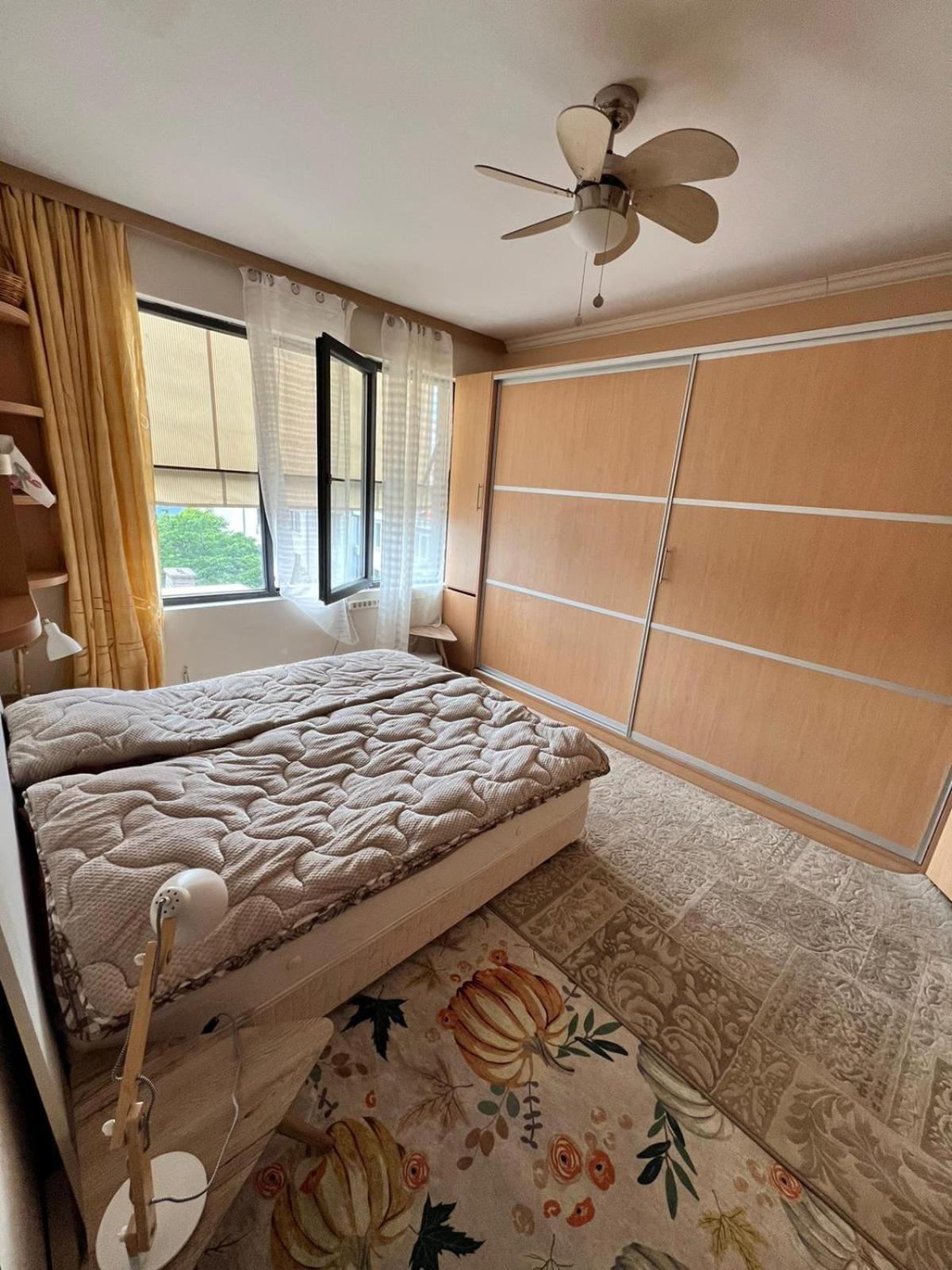 Downtown Central Apartment With Working Kitchen, City Views & Free Parking Kazanlŭk 외부 사진