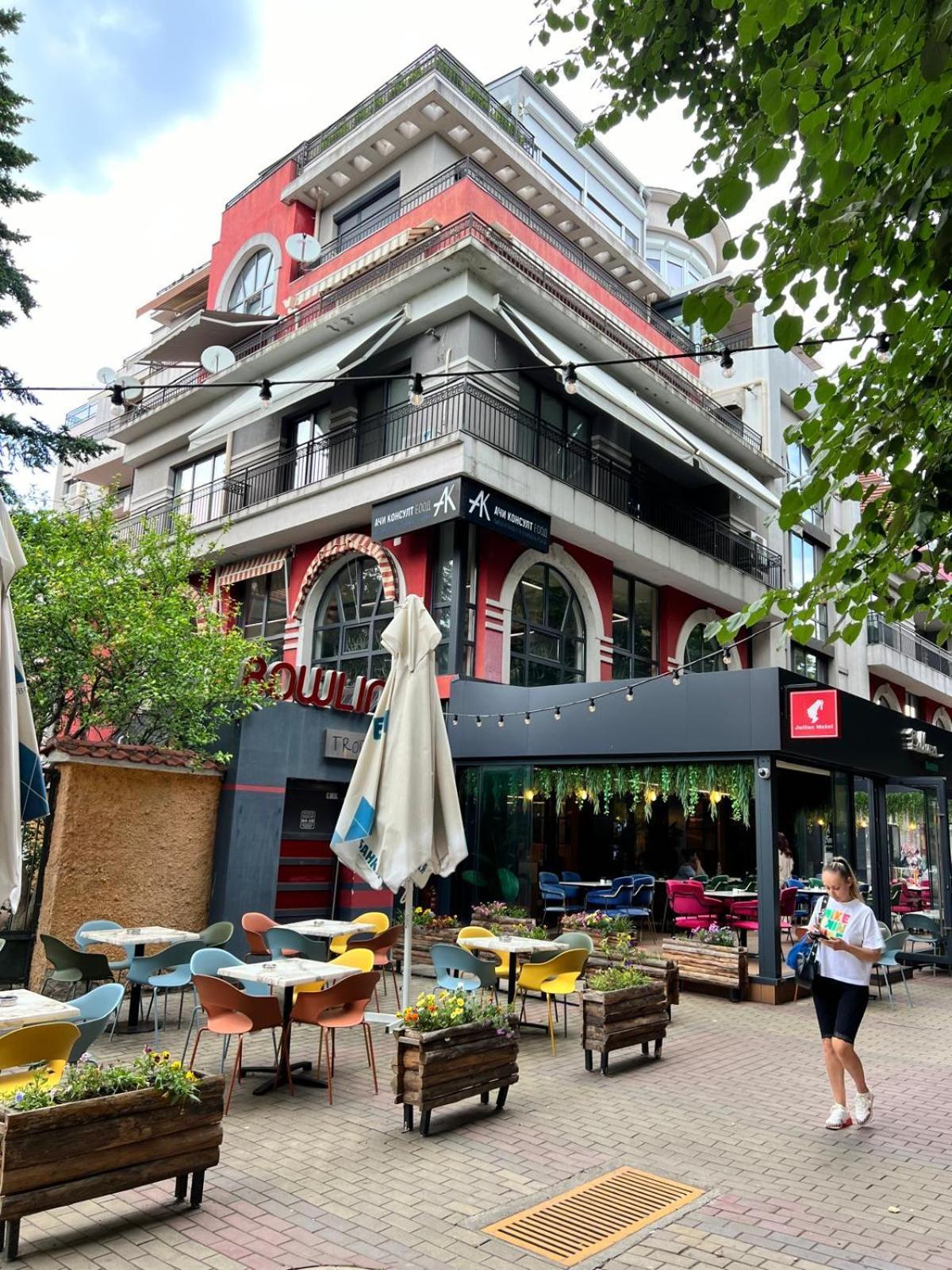 Downtown Central Apartment With Working Kitchen, City Views & Free Parking Kazanlŭk 외부 사진