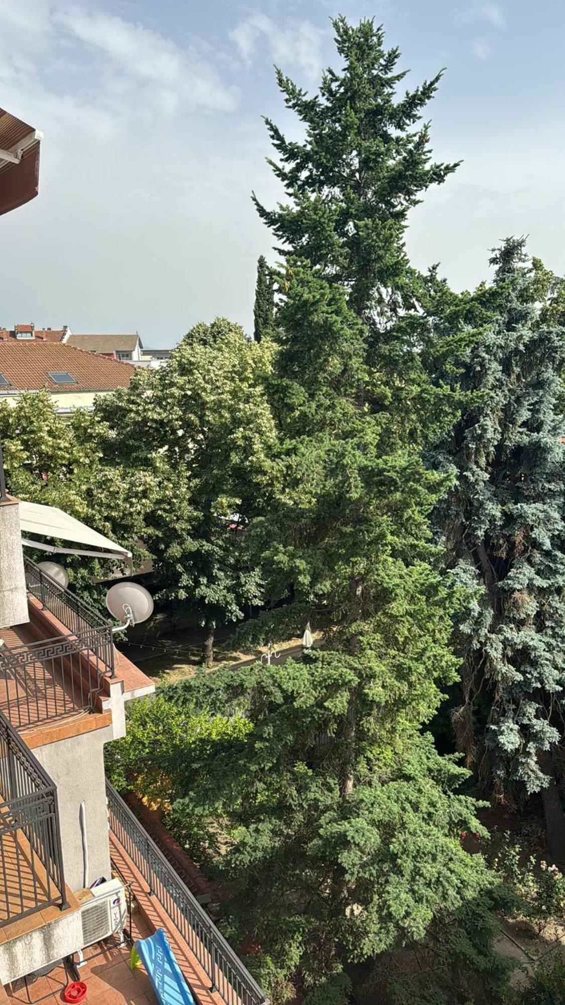 Downtown Central Apartment With Working Kitchen, City Views & Free Parking Kazanlŭk 외부 사진